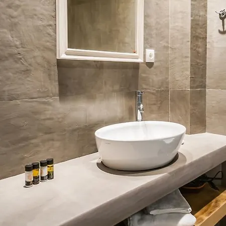 Vilos 4* Pollonia