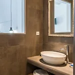 Vilos Pollonia