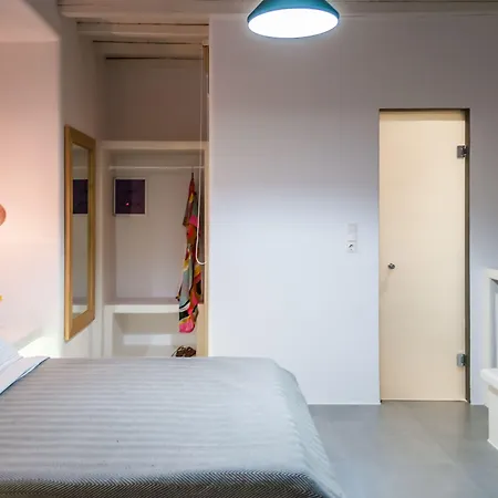 Vilos פולוניה