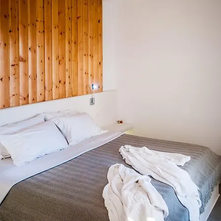 Vilos Pollonia
