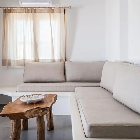 Vilos Bed & Breakfast 4*