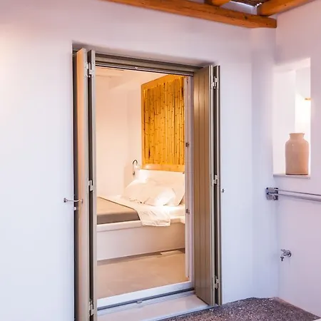 Vilos Bed & Breakfast 4*